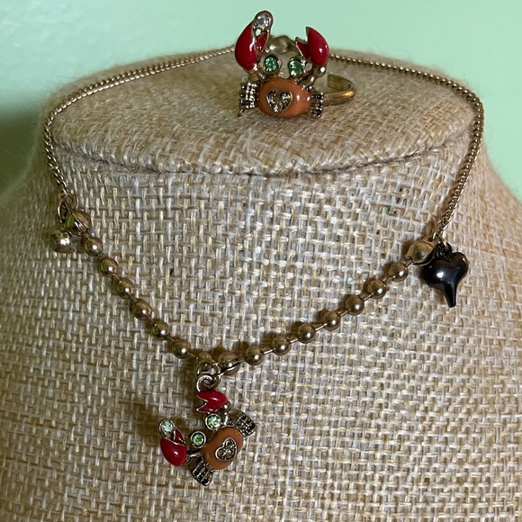 Adorable Betsey Johnson Gold and Red Crab Bracelet and Adjustable Ring - Picture 2 of 11